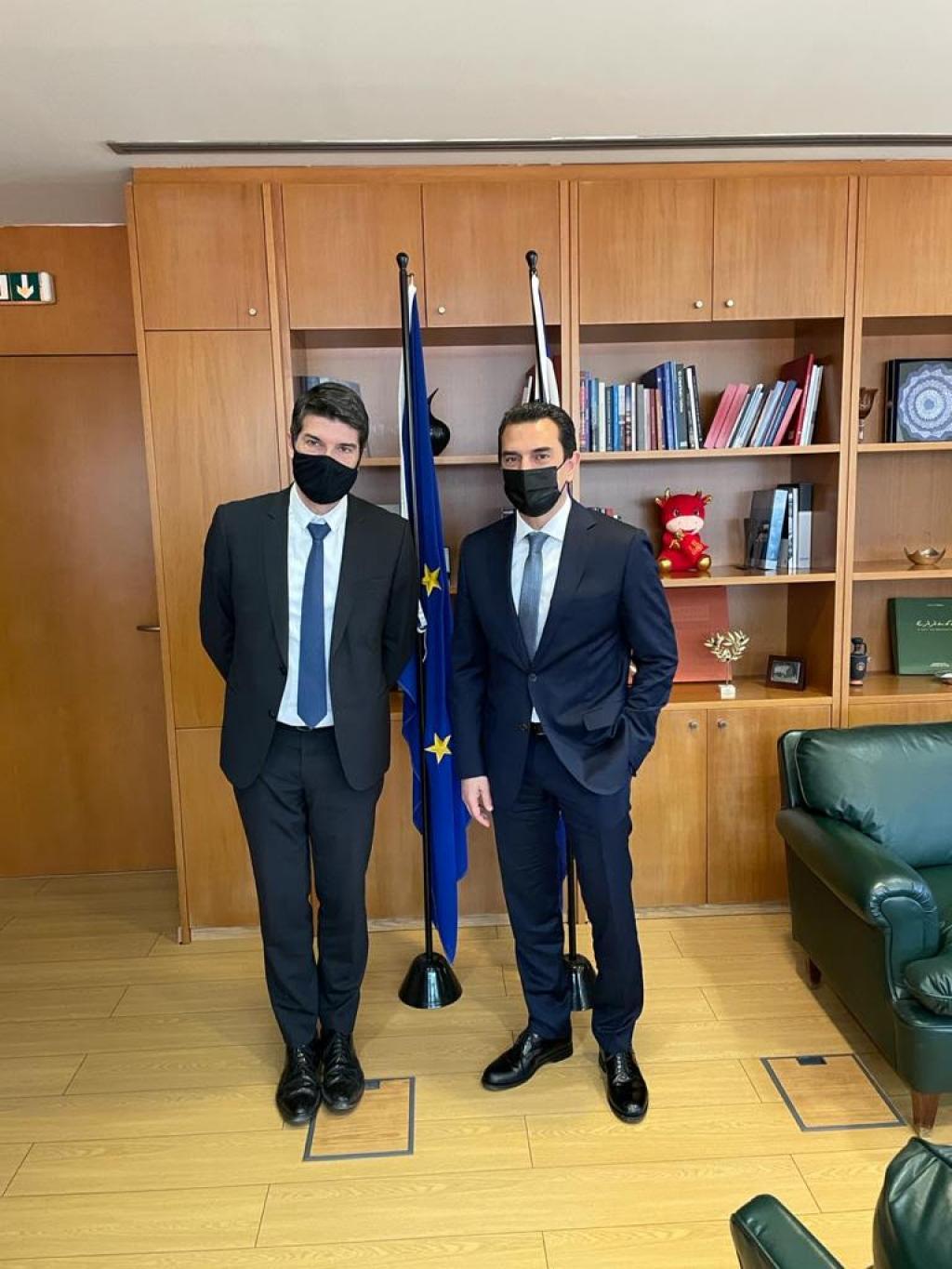 Σκρέκας Γάλλος πρέσβης φωτό