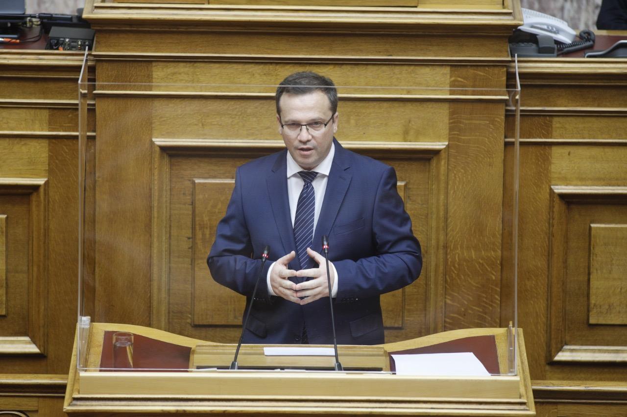 Ομιλία στο Ασφαλιστικό (1)