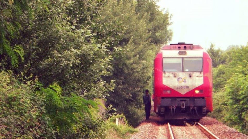 treno_trikala