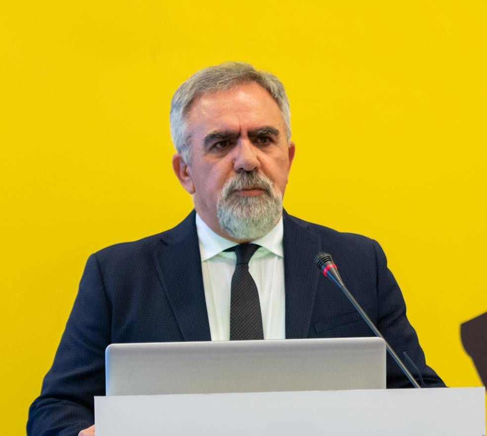 bakouras1