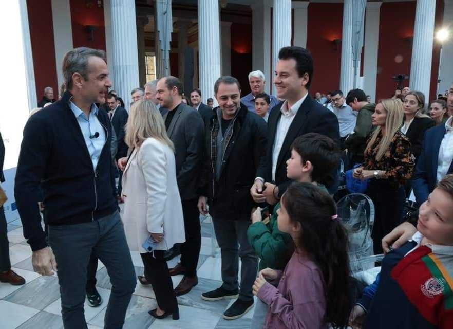 μητσοτακης (1)