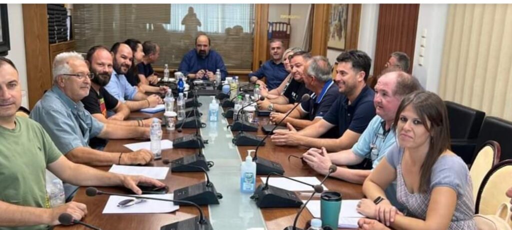 ΔΕΛΤΙΟ ΤΥΠΟΥ ΣΥΝΑΝΤΗΣΗΣ ΤΗΣ ΚΙΝΗΣΗΣ ΑΝΑΣΥΓΚΡΟΤΗΣΗΣ ΔΗΜΟΥ ΦΑΡΚΑΔΟΝΑΣ ΜΕ ΤΟΝ ΥΦΥΠΟΥΡΓΟ ΚΛΙΜΑΤΙΚΗΣ ΚΡΙΣΗΣ ΚΑΙ ΠΟΛΙΤΙΚΗΣ ΠΡΟΣΤΑΣΙΑΣ Κ. ΤΡΙΑΝΤΟΠΟΥΛΟ