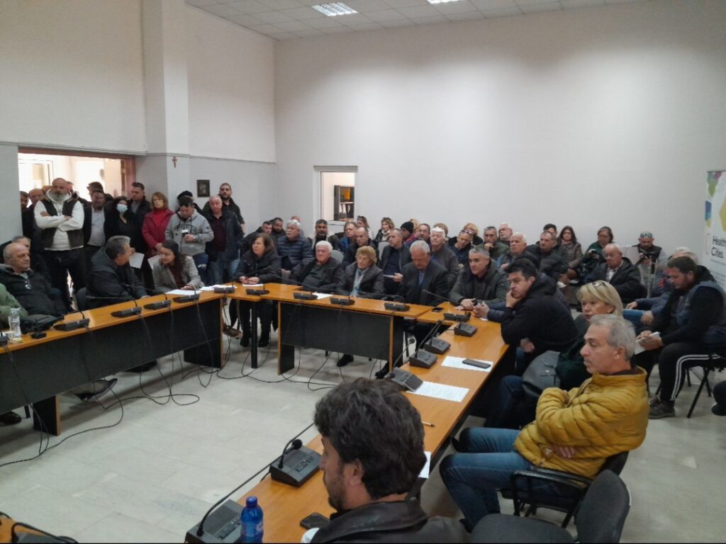 Η Ανεξάρτητη Κίνηση Πολιτών για την Ανασυγκρότηση του Δήμου Φαρκαδόνας καταγγέλλει τον Δήμαρχο Φαρκαδόνας Σπυρίδωνα Αγναντή για απαράδεκτη και απαξιωτική στάση!